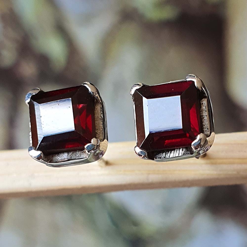 red garnet studs