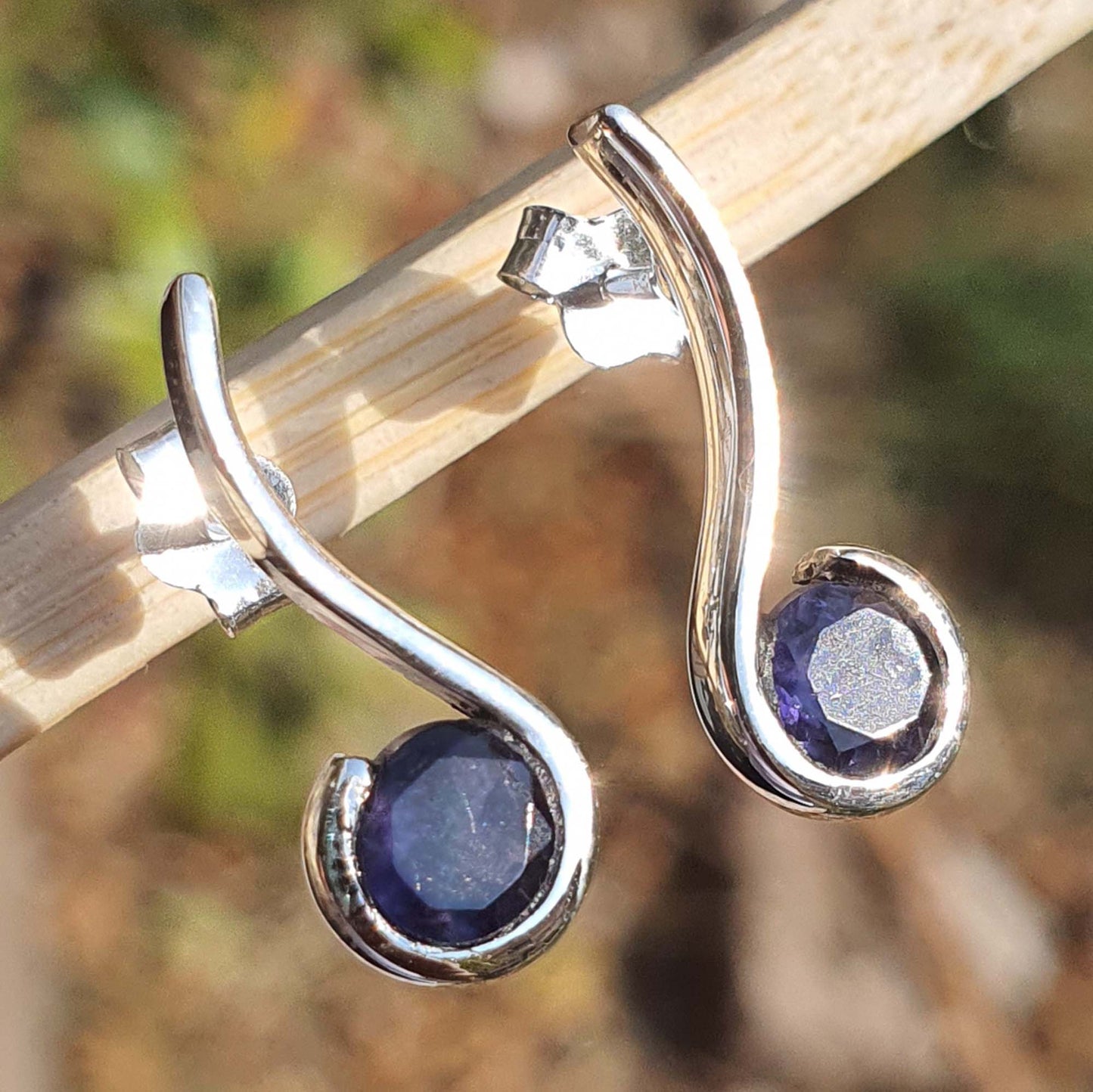 leaf studs