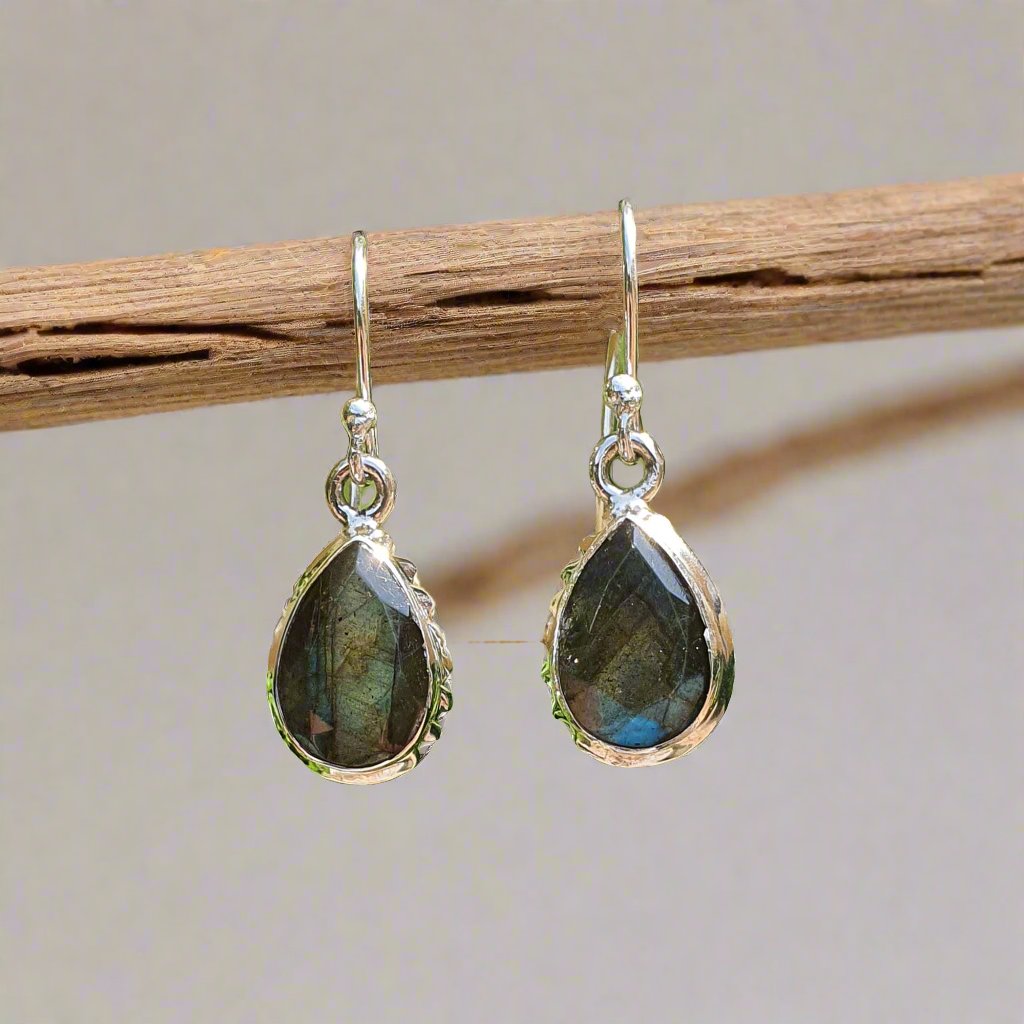 Labradorite dangle earrings