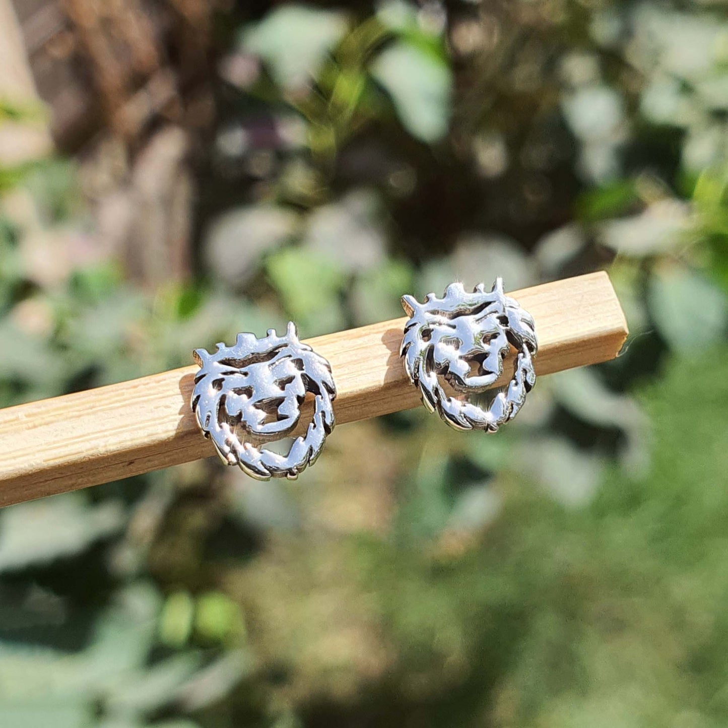 Animal Kingdom Lion Stud Earrings in Solid 925 Sterling Silver Femmes Bijoux
