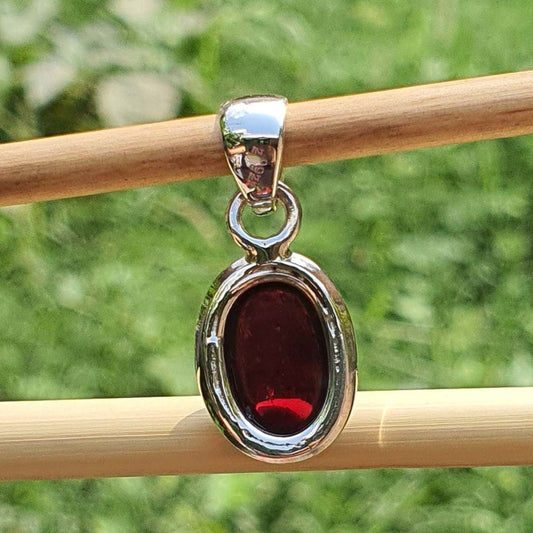 Sterling Silver Garnet pendant