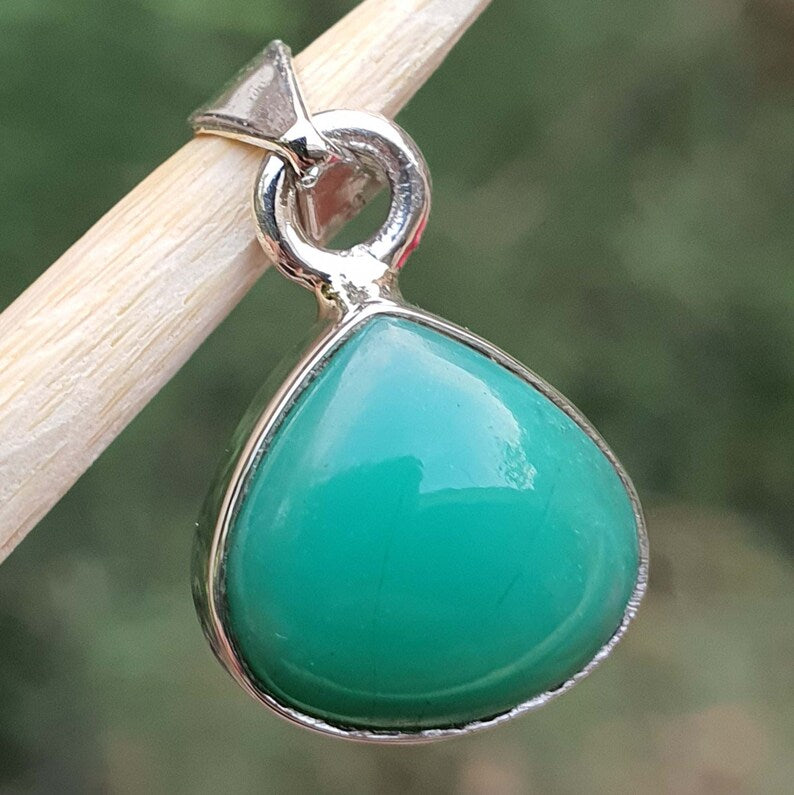 Natural Chrysoprase pendant