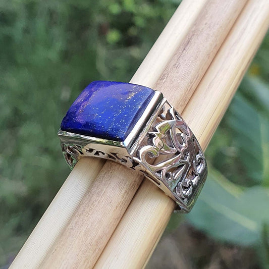 blue lapis ring