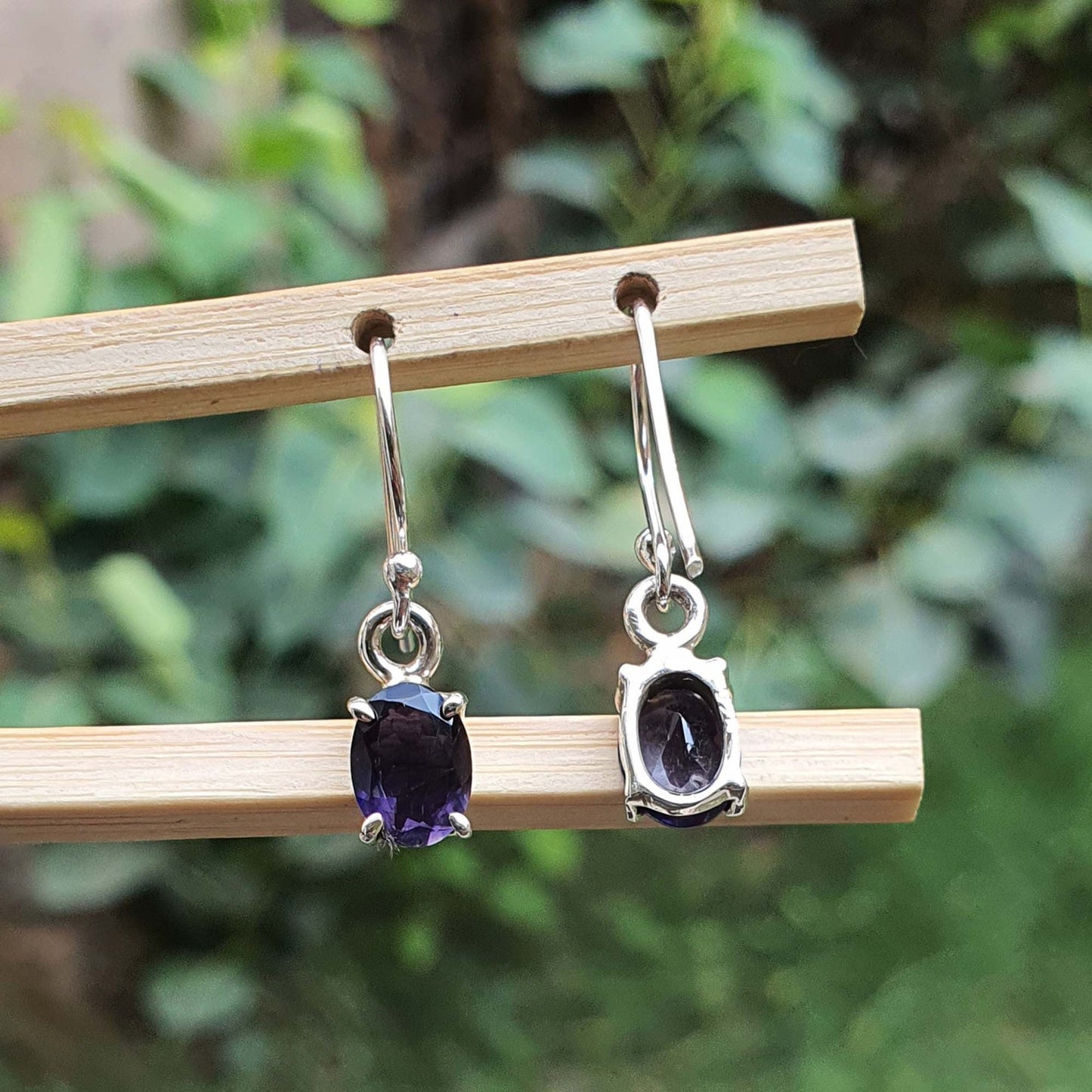 iolite silver earrings in 925 sterling silver