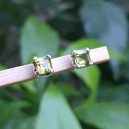 natural peridot stud earrings for men