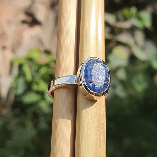 oval cut gemstone ring in 925 sterling silver