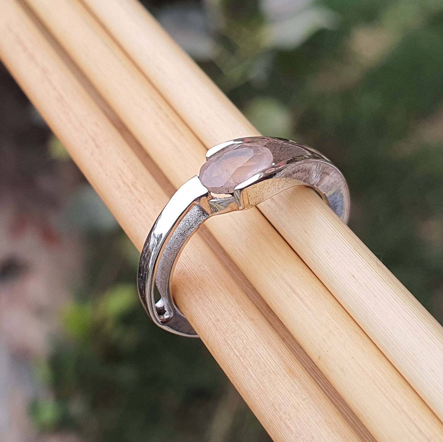 unique rose quartz ring
