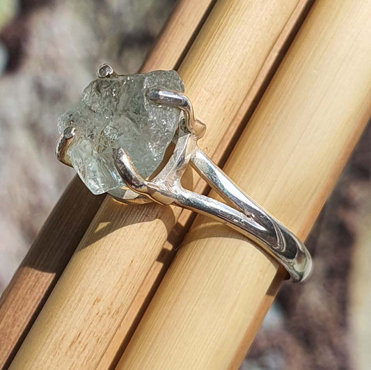 green amethyst rough ring