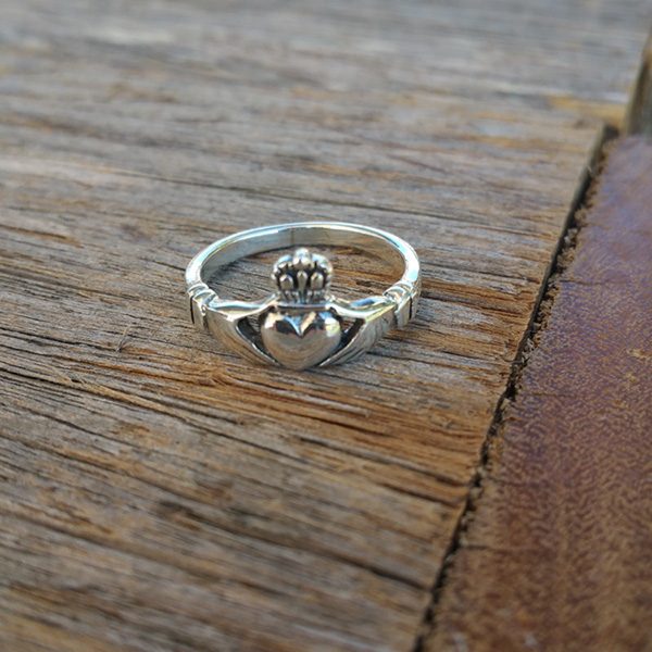 Claddagh Silver RIng