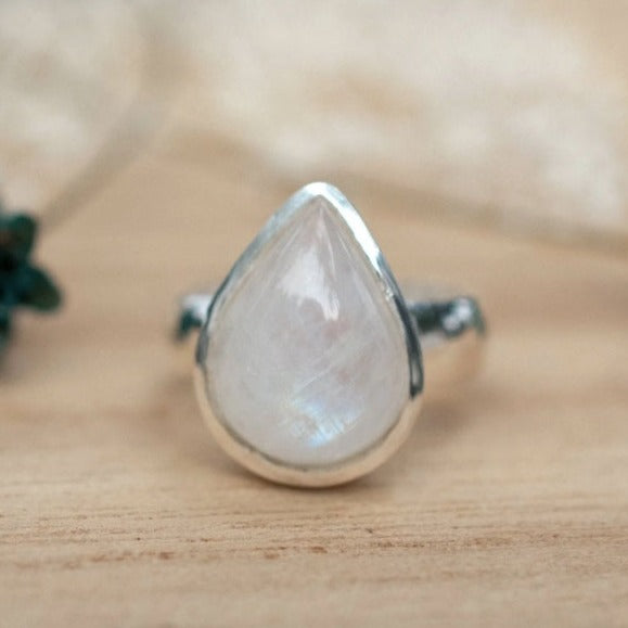 rainbow moonstone ring