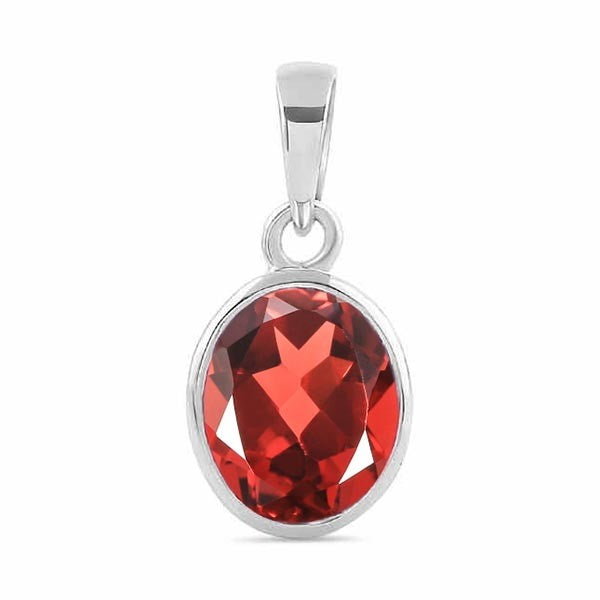 Oval garnet Pendant