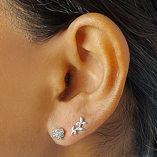 Minimalist Olive Tree branch Leaf Stud Earrings for Women Femmes Bijoux