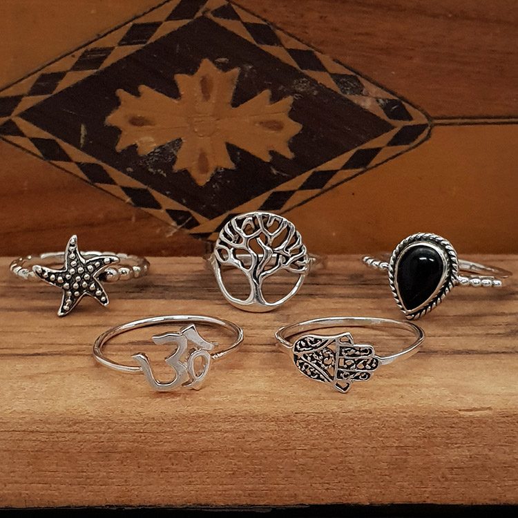 silver hamsa ring