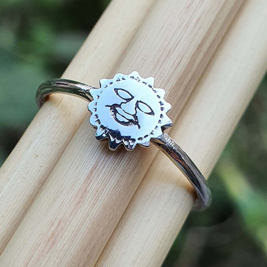 Laughing Sun Ring in 925 Silver