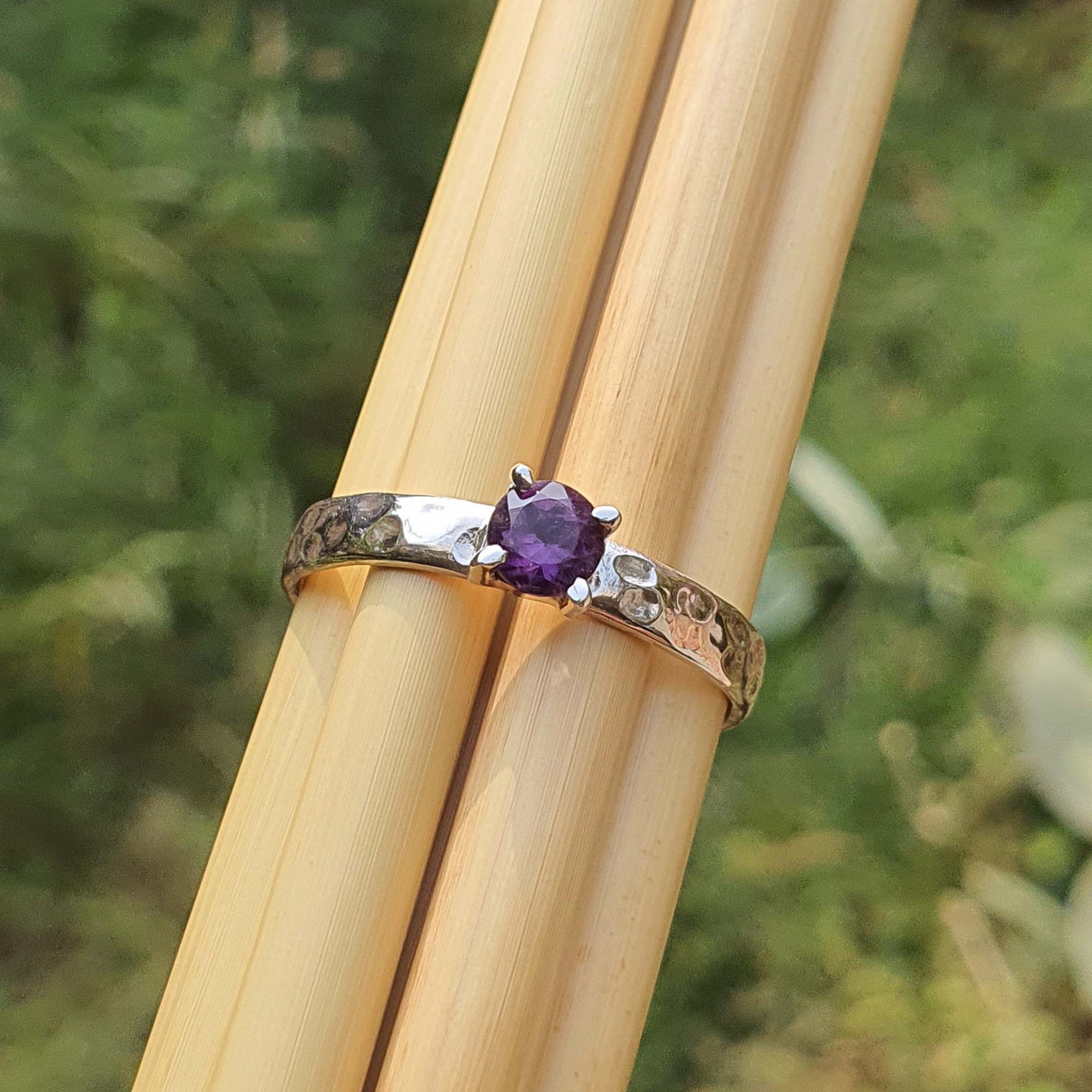 hammered band amethyst rings