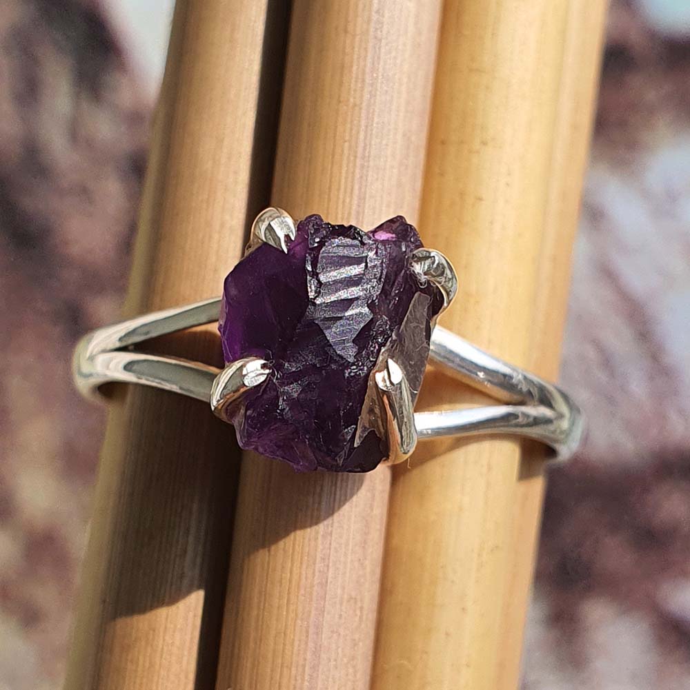 purple amethyst rough ring