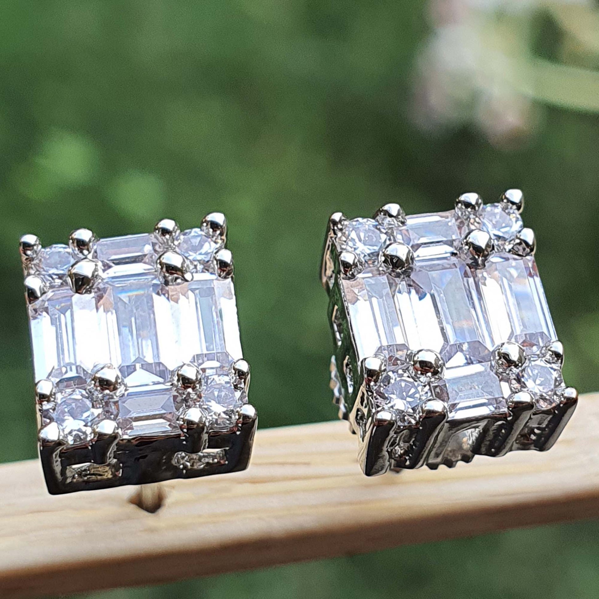 diamond earring for women 